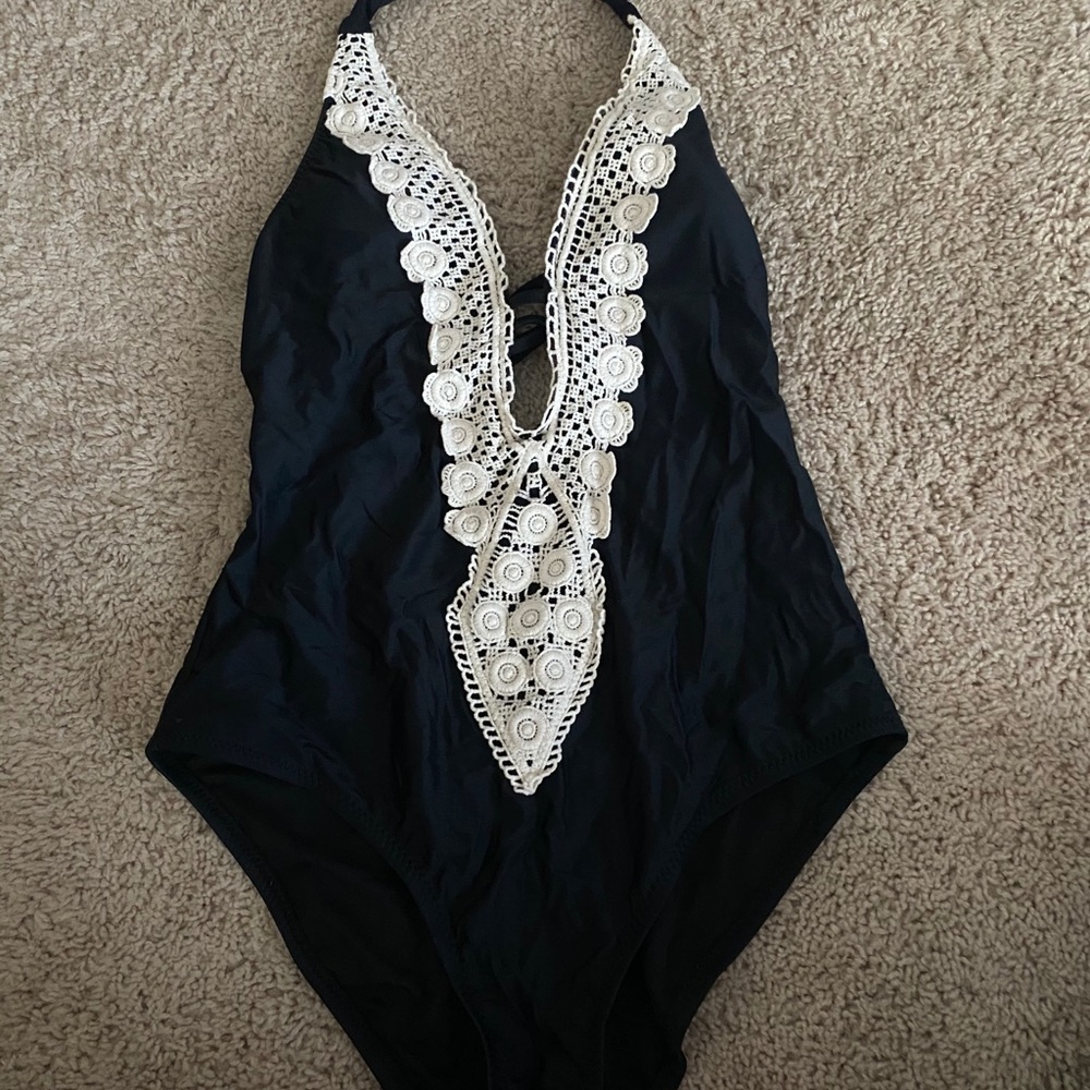 One piece swim target